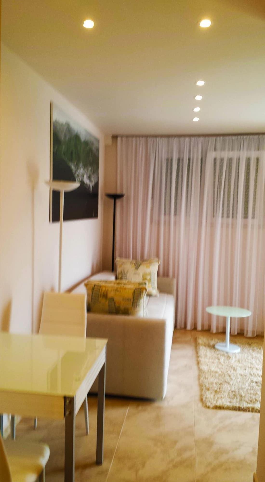 Apartments Monet Тиват Екстер'єр фото
