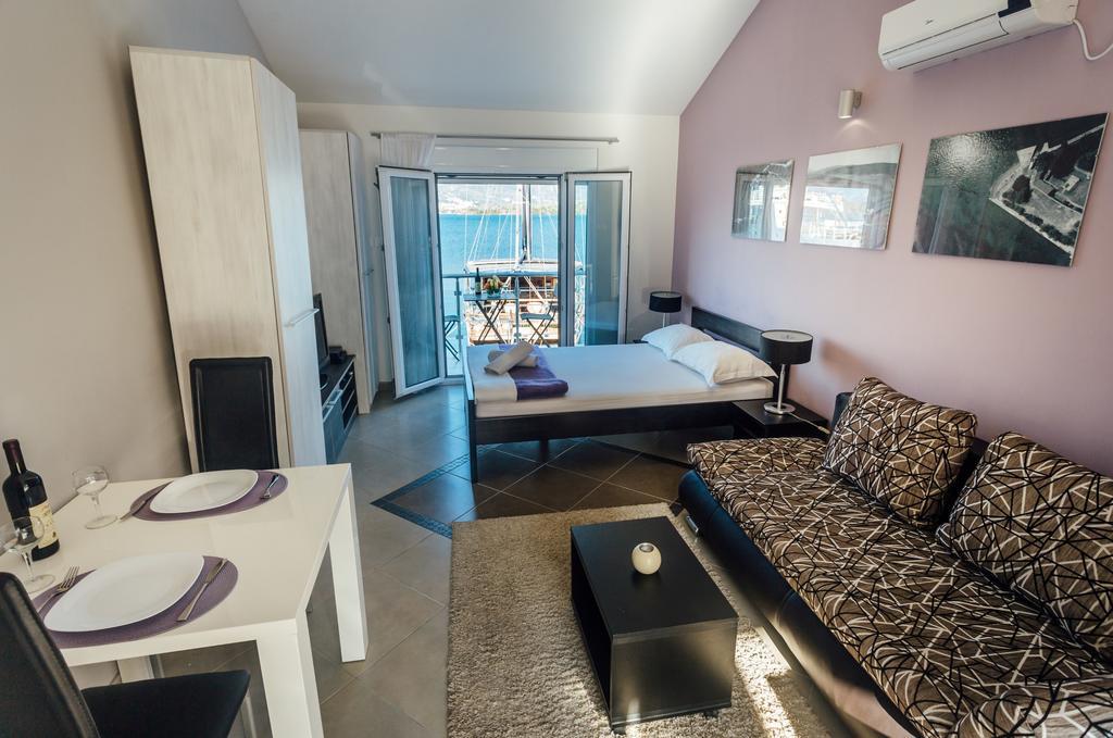Apartments Monet Тиват Екстер'єр фото